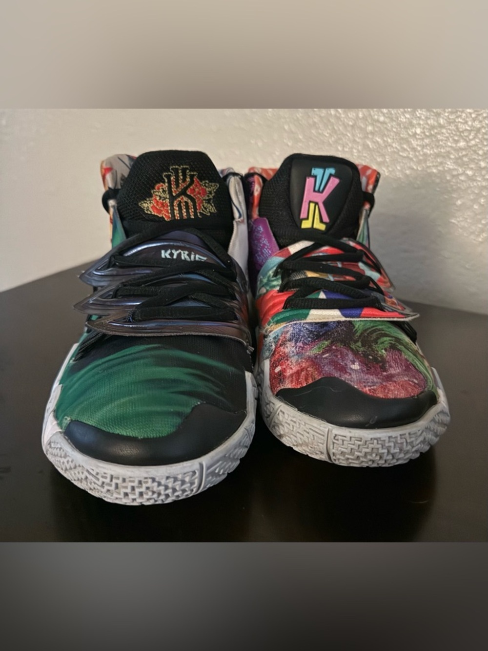 Nike Kybrid S2 “Best Of” Kyrie Basketball Sneakers | Youth Size 4 | COA - Picture 3 of 8